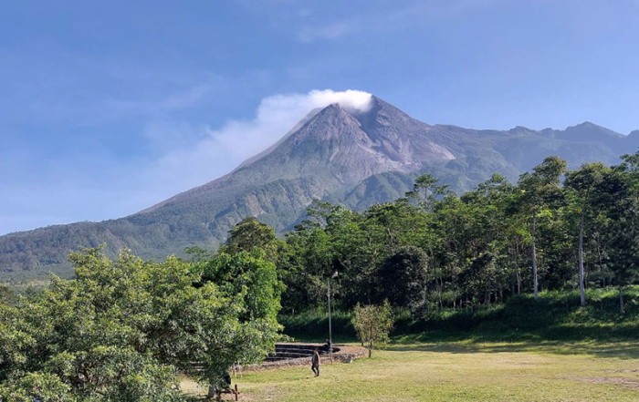 Teras merapi jogja 0